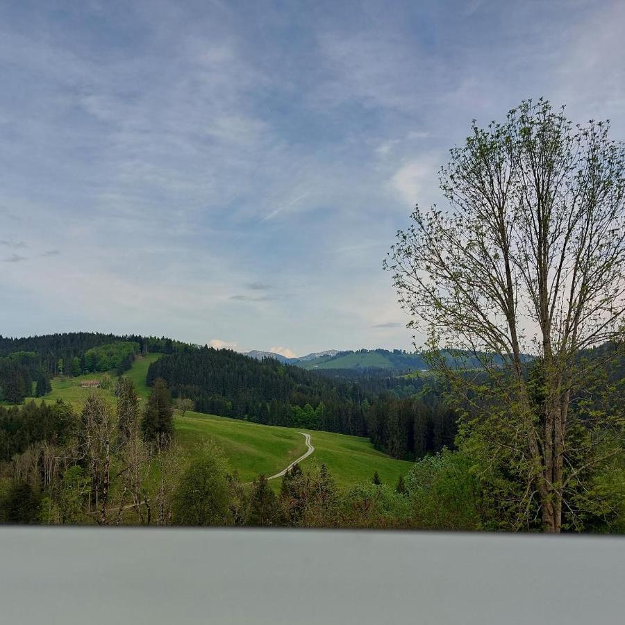 Apartment Hirsch Grunenbach ภายนอก รูปภาพ